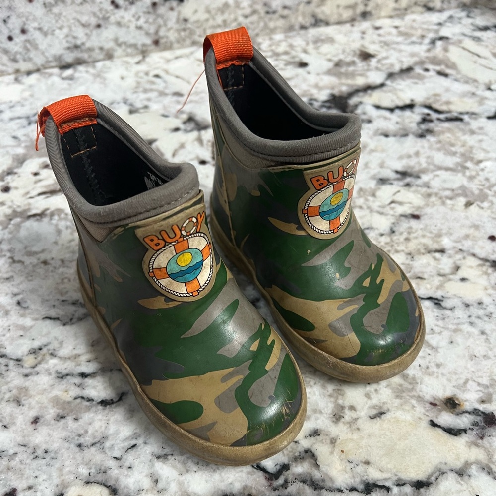 Toddler Bouy Camo Boots